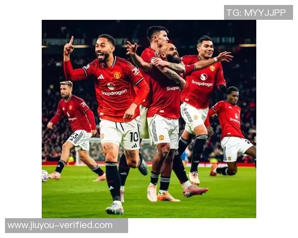 英超焦点战那不勒斯逆转曼联引发争议判罚全场沸腾 英超焦点战那不勒斯逆转曼联引发争议判罚全场沸腾