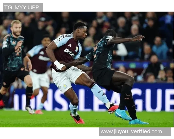 欧冠焦点战里昂与拜仁激战成平争议判罚引发全场热议