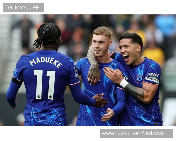 英超激战莱比锡大胜尤文图斯神奇扑救引发全场狂欢