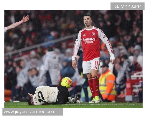 友谊赛精彩回顾利物浦点球大战小胜阿森纳引发全场热烈反响