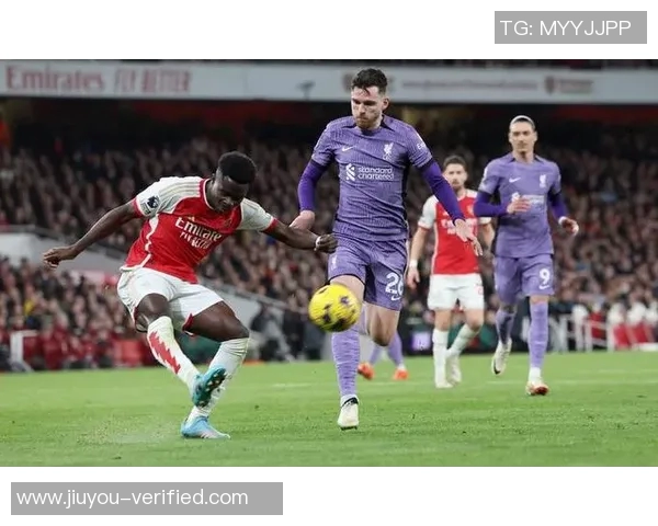 意甲焦点战：利物浦与阿森纳激战成平局帽子戏法引爆全场激情