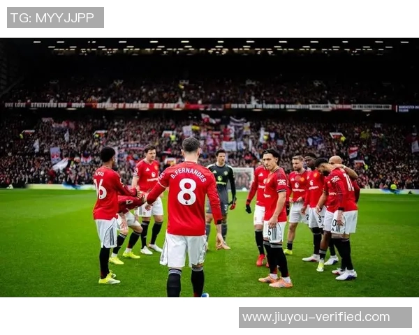 欧冠激战曼联大胜热刺点球大战引发全场狂欢精彩回顾与分析 欧冠激战曼联大胜热刺点球大战引发全场狂欢精彩回顾与分析